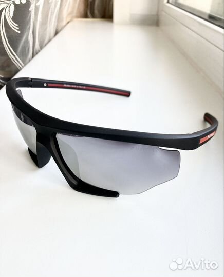 Спортивные очки зеркальные солнцезащитные