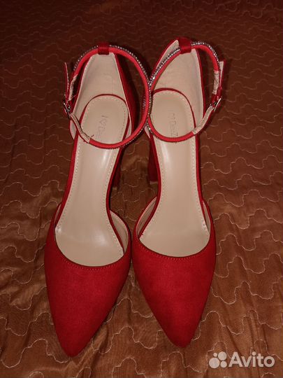 Туфли женские 39 размер красные