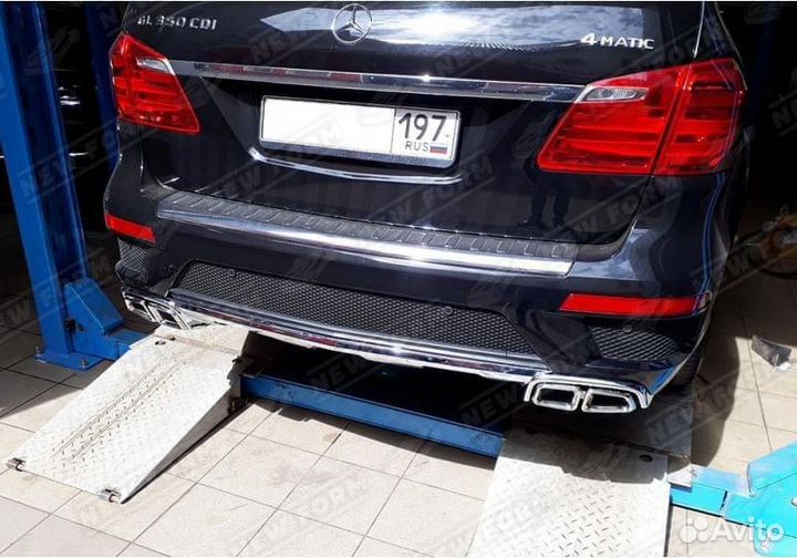 Диффузор с насадками 63 AMG Mercedes GL X166