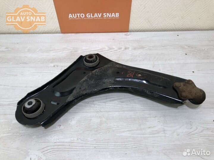 Рычаг передний левый Renault Fluence