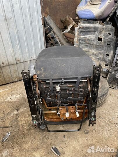 Сиденье левое водителя hyundai solaris 1