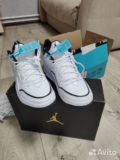 Jordan courtside 23 white