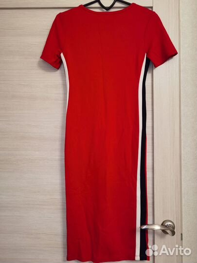 Платье bershka