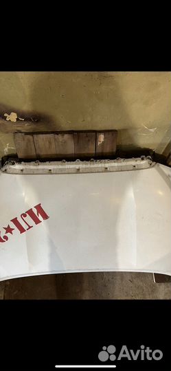 Капот toyota tundra