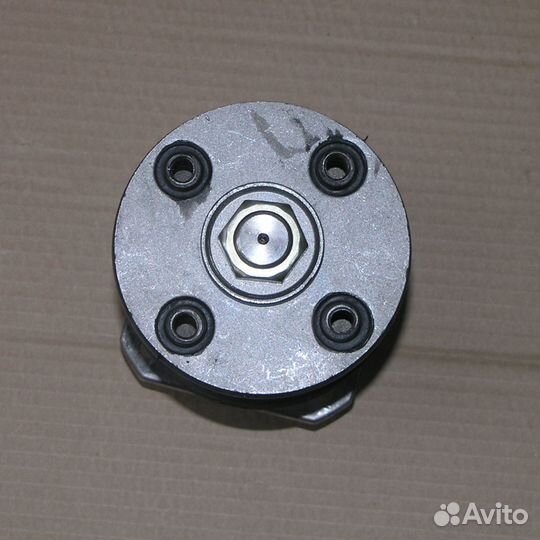 Привод вентилятора ямз-236 (3 ручья 4отв.) старого