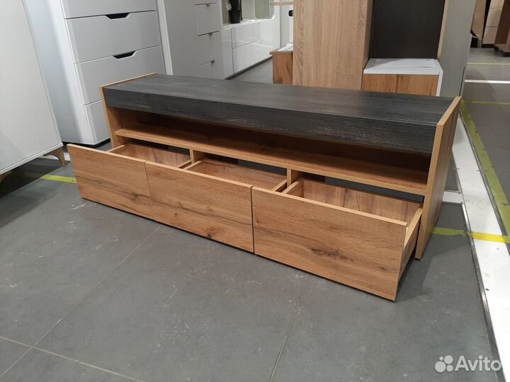 Тумба тв 1,4 м дуб вотан/интра