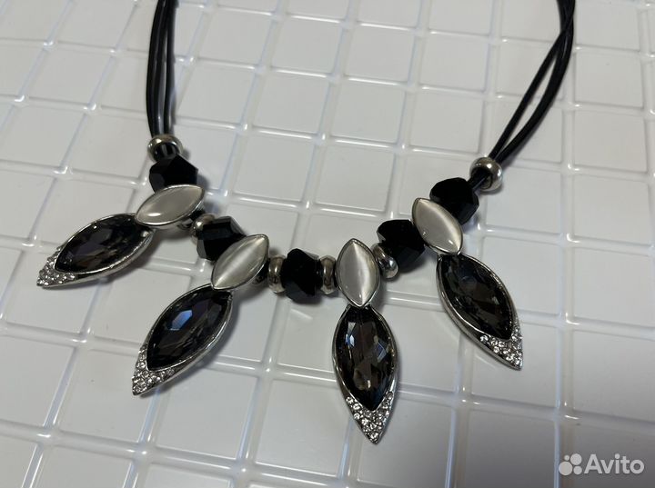 Колье бижутерия