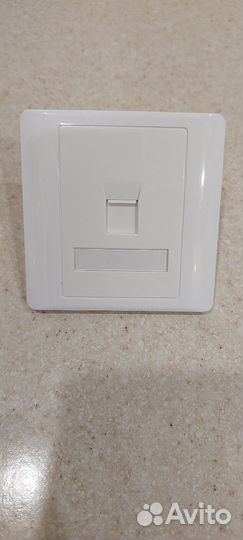 Интернет-розетка RJ 45