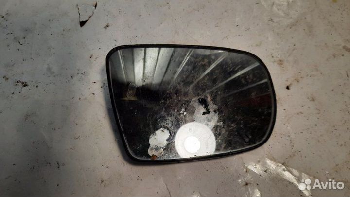 Зеркальный элемент передний правый Subaru Legacy