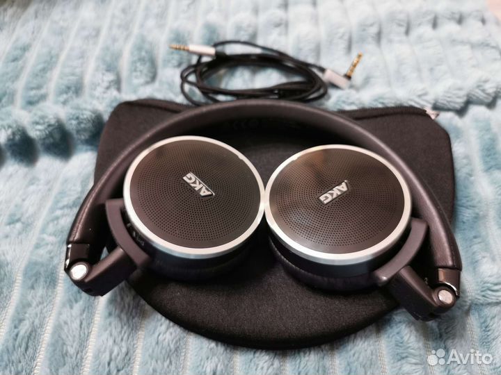 Проводные наушники накладные AKG N60nc