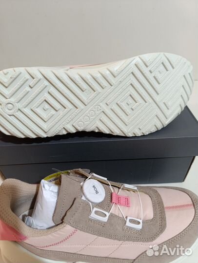 39 Кроссовки Ecco