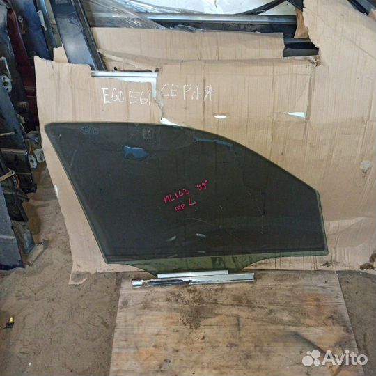 Стекло переднее левое Mercedes W163