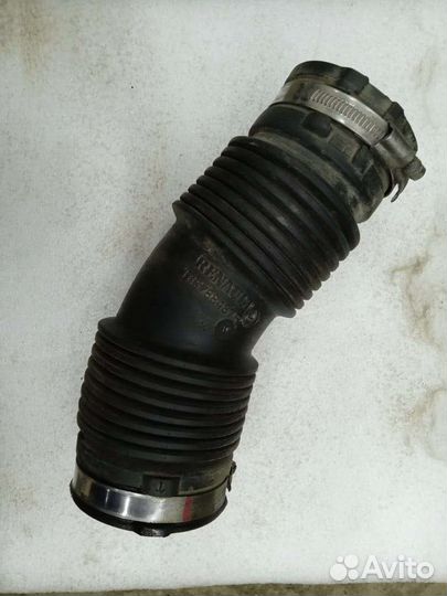 Патрубок воздушного фильтра Renault Kaptur