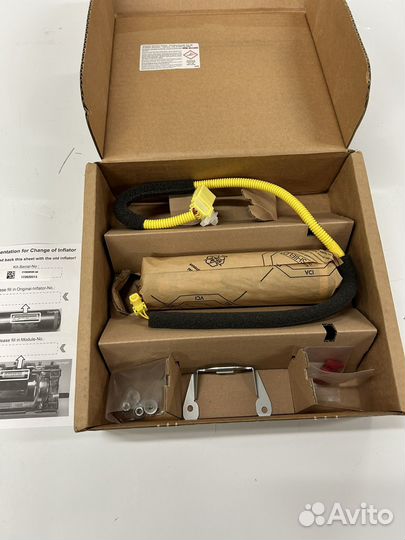 Насос подушки безопасности Toyota 0400717202