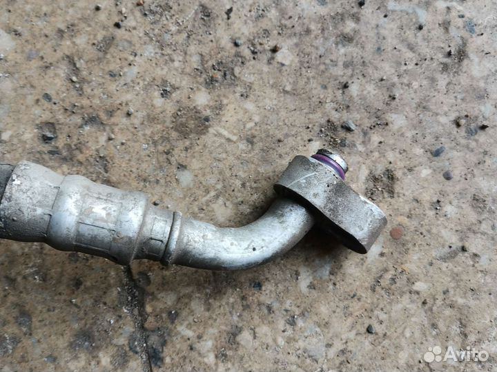 Шланг кондиционера Skoda Octavia A4 Tour