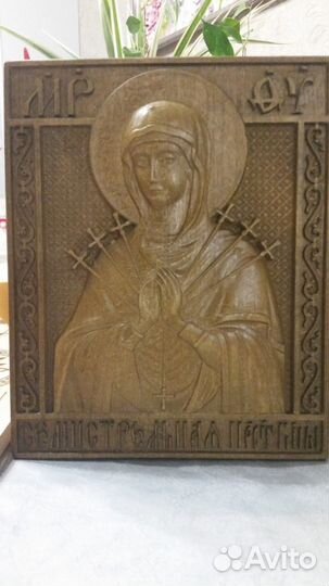Икона резная рельефная деревянная