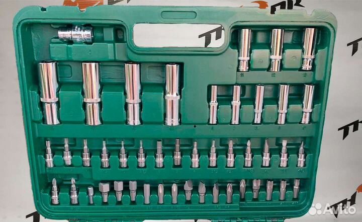 Набор инструментов усиленный в чемодане