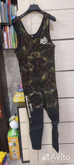 Костюм для подводной охоты