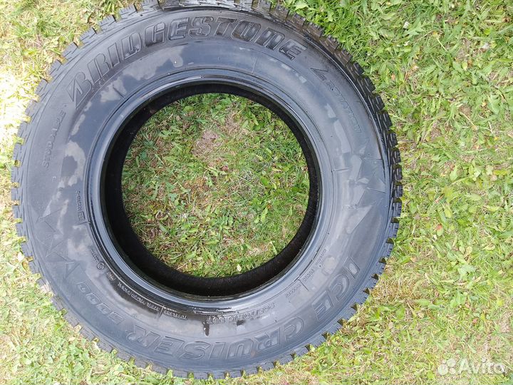 Bridgestone Ice Cruiser 5000 205/70 R15