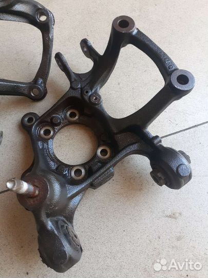 Цапфа задняя Mazda 3 bm bn