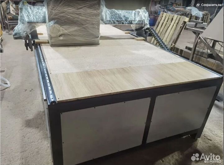 Фрезерный станок по дереву и двп с чпу