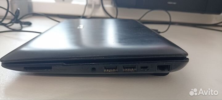 Asus Eee PC Seashell series / 2GB / 300GB / 2 core