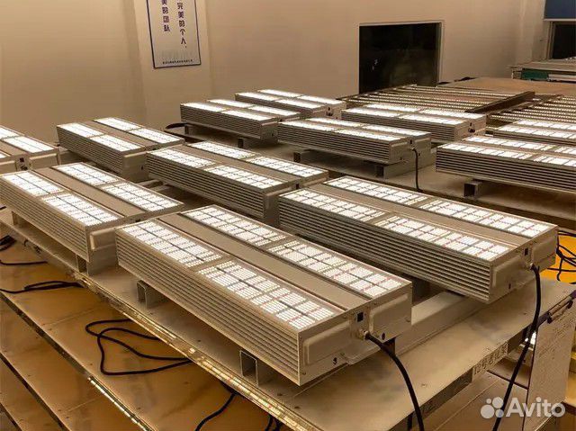 Фитолампа quantum board полный спектр 892 Вт