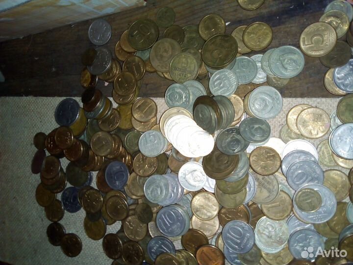 Продаю монеты