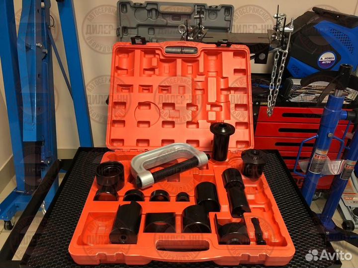 Съемник шаровых опор Эврика ER-86805