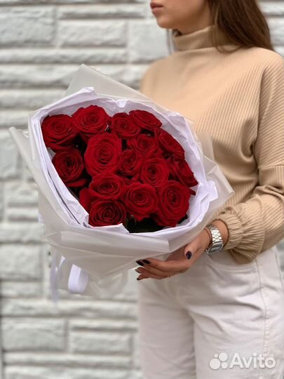 Букет из 15 красных роз