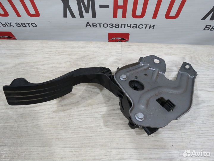 Педаль газа LADA Xray