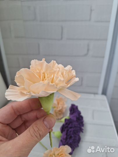 Шпилька (заколка, резинка) Гвоздика