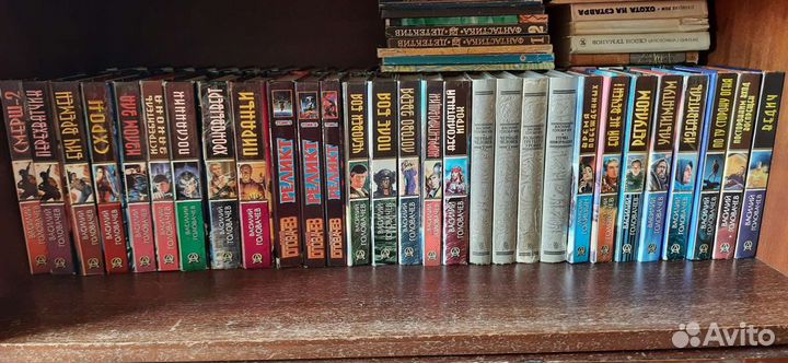 Василий Головачев, фантастика, 29 книг