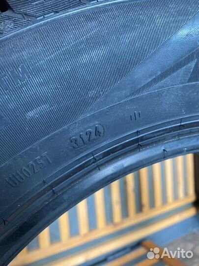 Pirelli Formula Ice FR 205/60 R16 96T