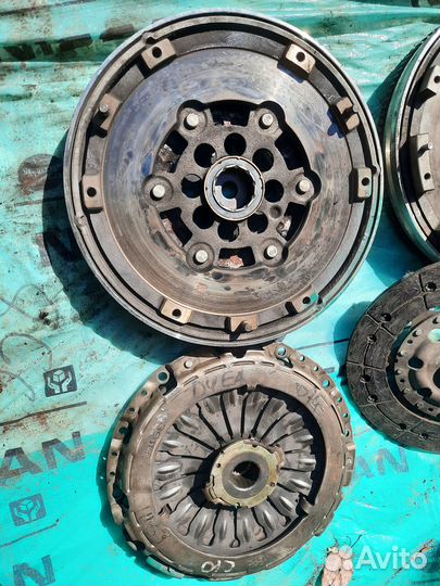 Двухмассовый маховик Kia Sportage 2 D4EA