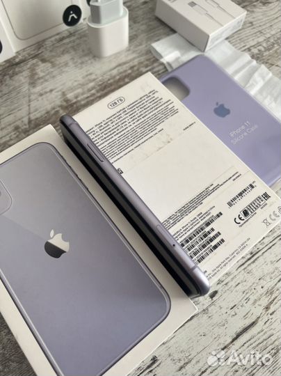 iPhone 11, 128 ГБ