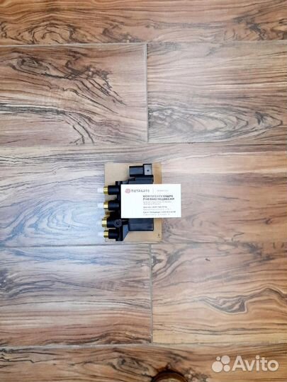 Bentley блок клапанов bentayga 4M0616013A