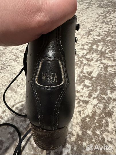 Коньки фигурные wifa 28