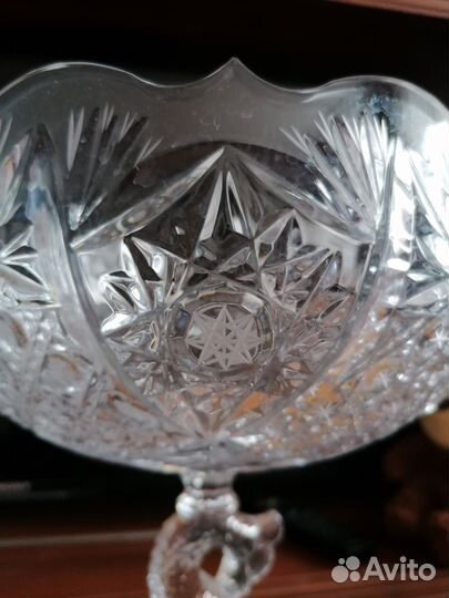 Хрустальная ваза