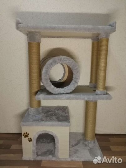 Домик с когтеточками для активных кошек