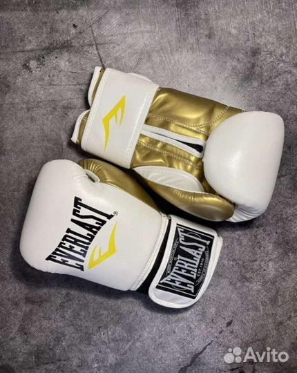 Боксерские перчатки everlast
