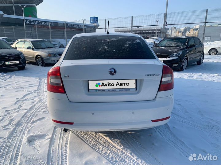 Skoda Octavia 1.6 МТ, 2011, 230 000 км