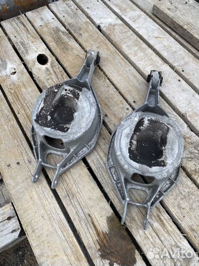 Рычяг задний нижний Nissan Teana J32