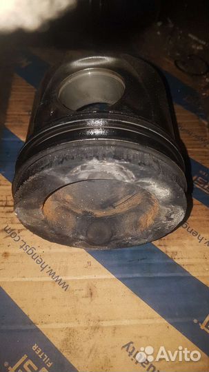 Поршень актрос 130L114 для om 501