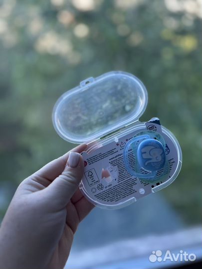 Соска пустышка avent 0 6