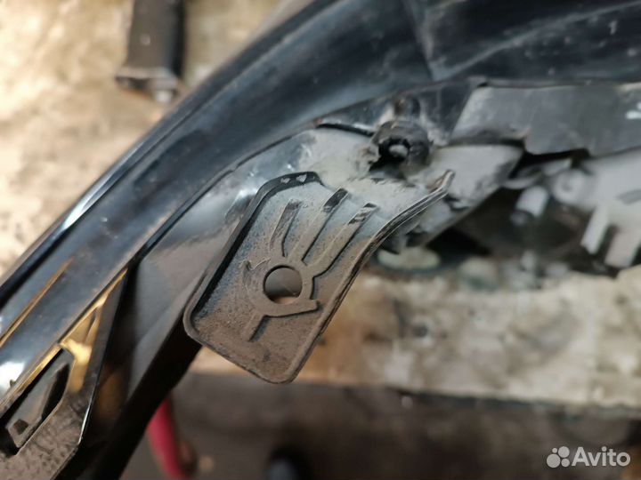 Фара левая камри 70