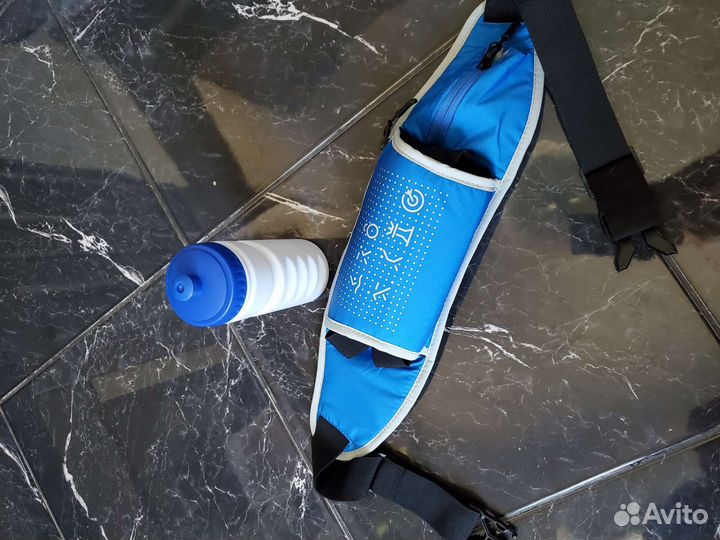 Поясная сумка для бега с бутылкой