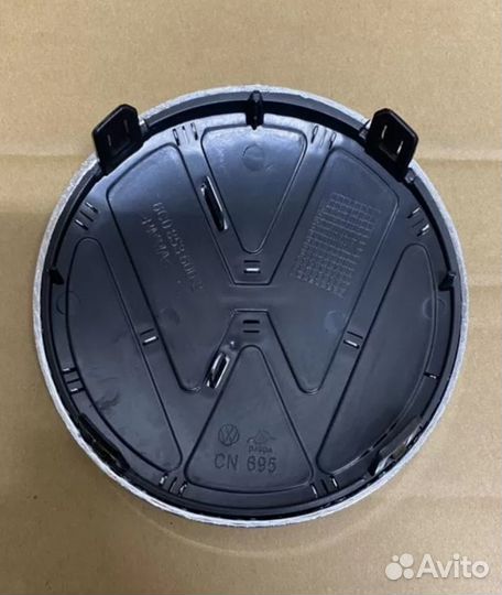 Эмблема в решетку Volkswagen Polo 5 2015-20