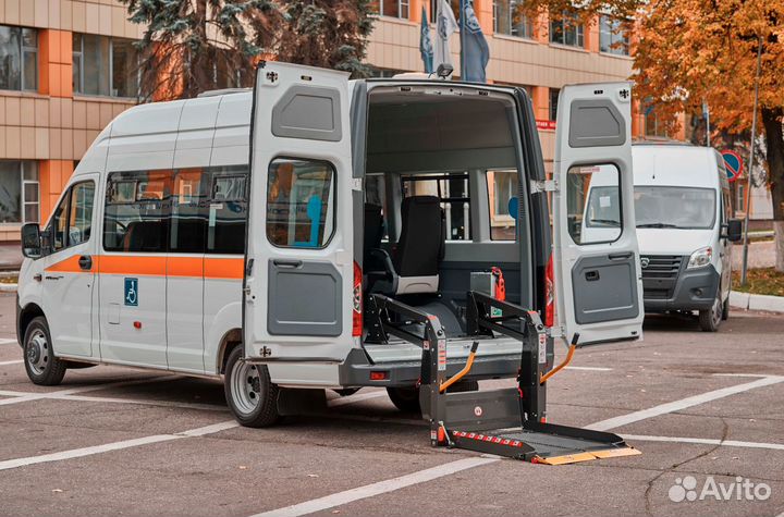 Водитель на перевозку инвалидов-колясочников