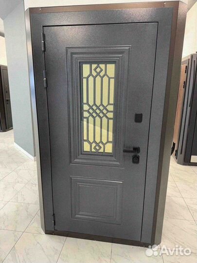 Дверь входная арочная